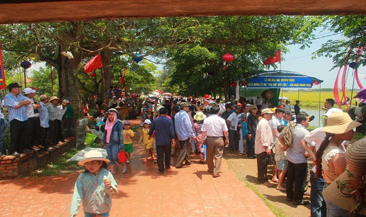 Đặc sắc “Chợ quê ngày hội“