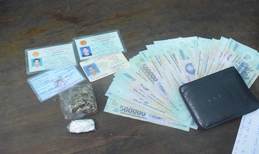 Bắt giữ đối tượng tàng trữ trái phép chất ma túy