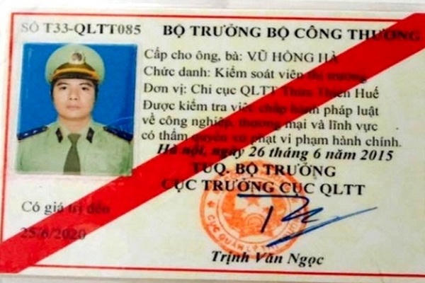 Khởi tố cán bộ Chi Cục Quản lý thị trường chiếm đoạt gần 2 tỷ