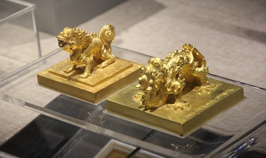 Triển lãm Rồng - Phượng trên bảo vật triều Nguyễn