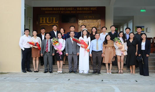 Tuyên dương nữ sinh viên đạt thành tích cao cuộc thi Hoa khôi sinh viên Việt Nam