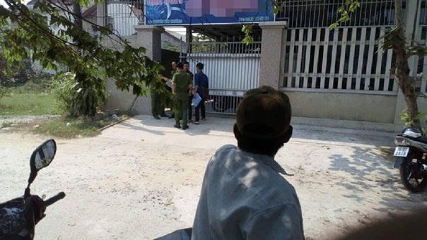 Bắt gã trai xông vào đâm con gái chủ nhà nghỉ nguy kịch