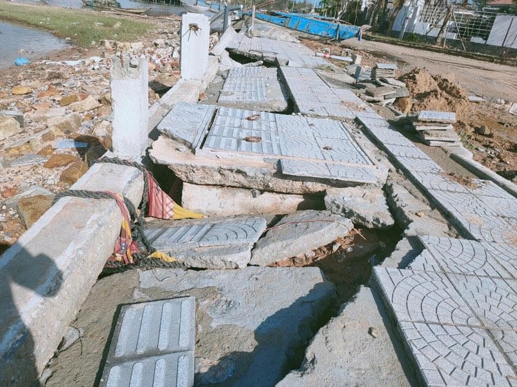 Thừa Thiên Huế: Dự án đường hơn 170 tỷ đồng tan nát sau mưa bão