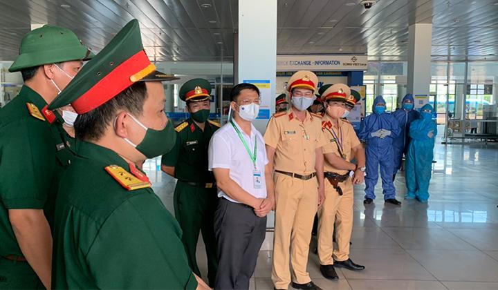 Chuyến bay đầu tiên đưa các công dân Thừa Thiên Huế từ TP Hồ Chí Minh về quê an toàn