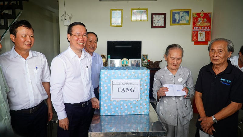 Thường trực Ban Bí thư Võ Văn Thưởng dự Ngày hội Đại đoàn kết toàn dân tộc tại Thừa Thiên Huế