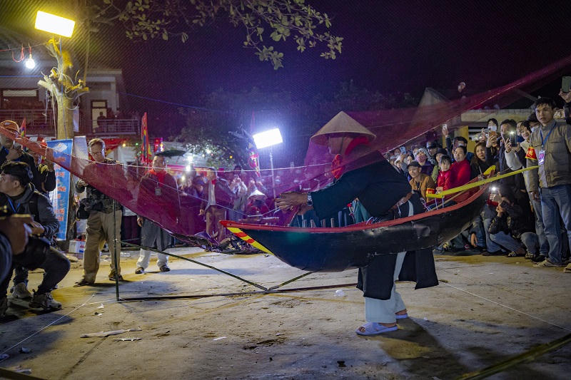 Đặc sắc lễ hội cầu ngư của người dân miền biển Thừa Thiên Huế