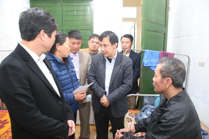 Chuyển giao kỹ thuật và hỗ trợ đào tạo nhân lực cho ngành y Hà Tĩnh