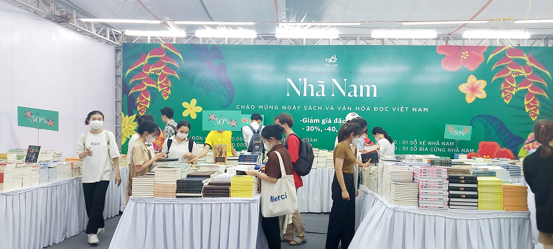 Phó Thủ tướng Chính phủ Trần Lưu Quang dự lễ khai mạc Ngày Sách và Văn hóa đọc Việt Nam lần thứ hai