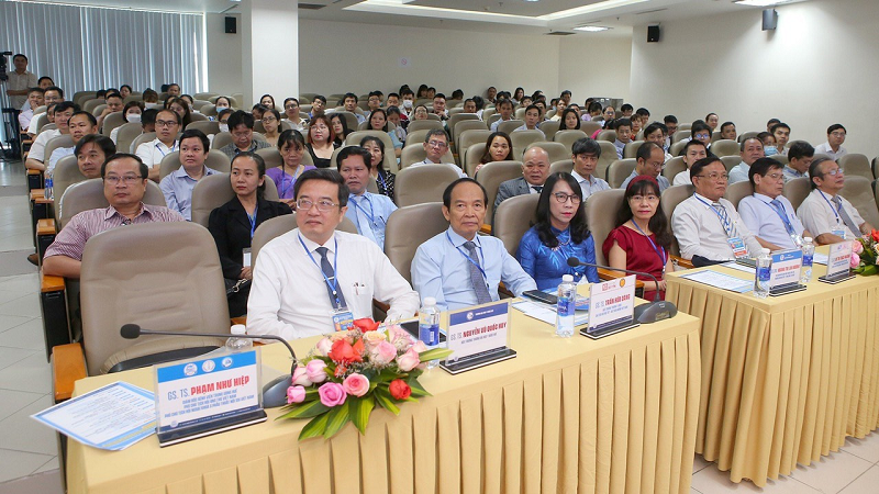 Chia sẻ kinh nghiệm trong lĩnh vực gây mê hồi sức