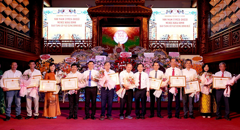 Kỷ niệm 100 năm thành lập Bảo tàng Cổ vật Cung đình Huế