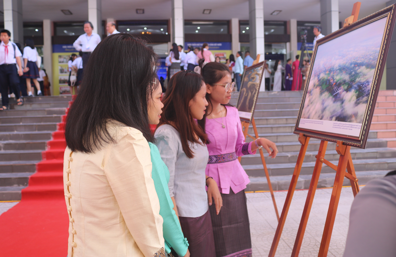 Khai mạc ngày hội “Thắm tình hữu nghị đặc biệt Việt Nam – Lào năm 2023”