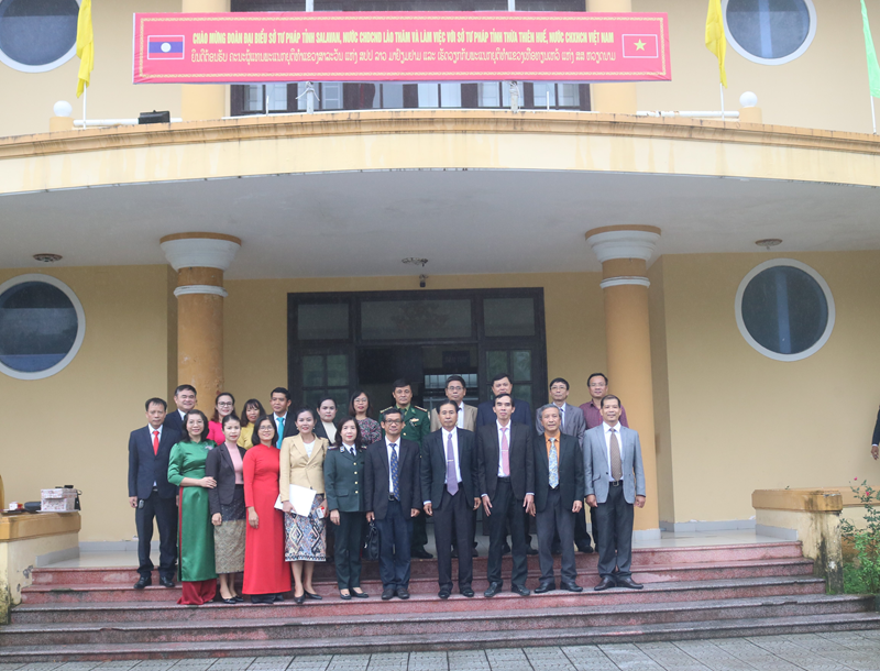Tăng cường mối quan hệ hợp tác về pháp luật và tư pháp giữa Sở Tư pháp tỉnh Thừa Thiên Huế và Sở Tư pháp tỉnh Salavan (Lào)