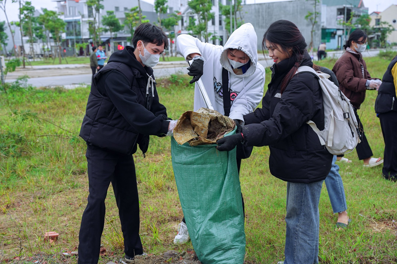 Phát động phong trào 'Ngày Chủ nhật xanh' tại Thừa Thiên Huế