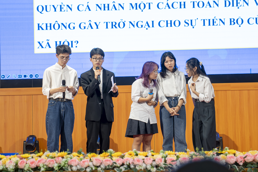 Trường Đại học Luật Hà Nội giành giải Nhất cuộc thi Tài năng nghề Luật