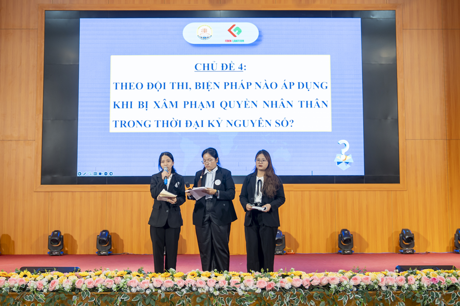 Trường Đại học Luật Hà Nội giành giải Nhất cuộc thi Tài năng nghề Luật