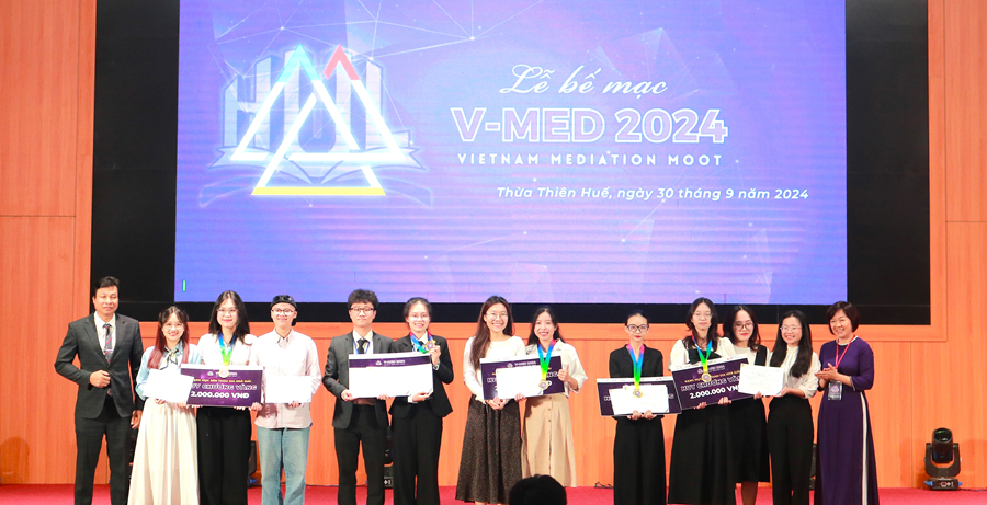 Trao giải cuộc thi hòa giải thương mại Việt Nam (V-Med)