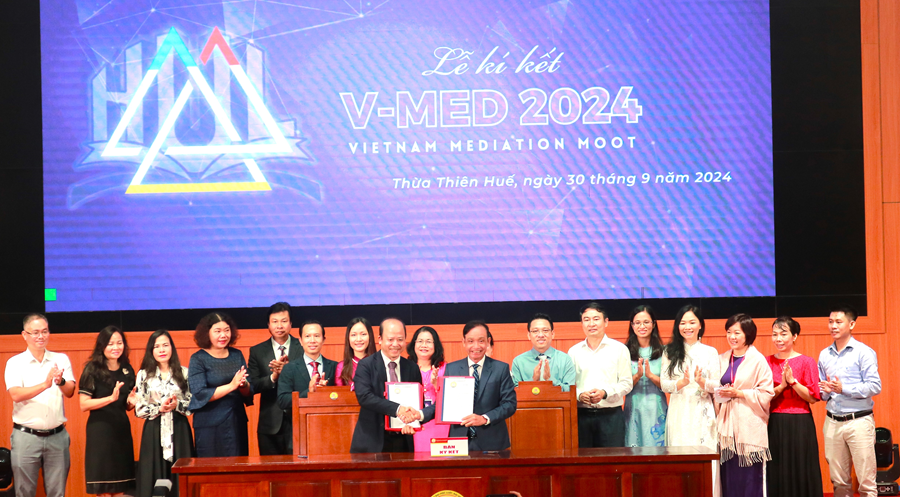 Trao giải cuộc thi hòa giải thương mại Việt Nam (V-Med)