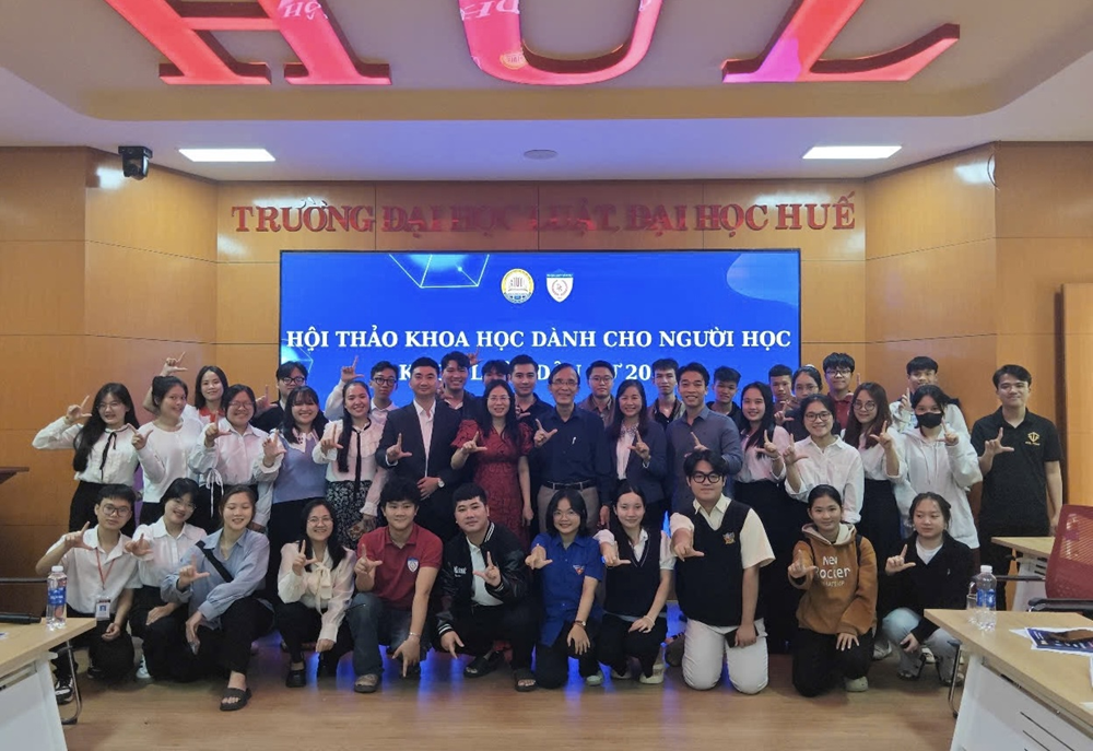 Pháp luật dân sự trong thời đại kỹ thuật số: Thách thức và cơ hội