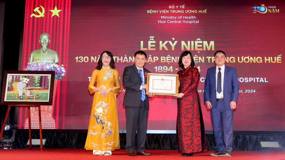 Bệnh viện thành lập theo sắc lệnh của vua Thành Thái đã tròn 130 tuổi, đón nhận nhiều danh hiệu cao quý