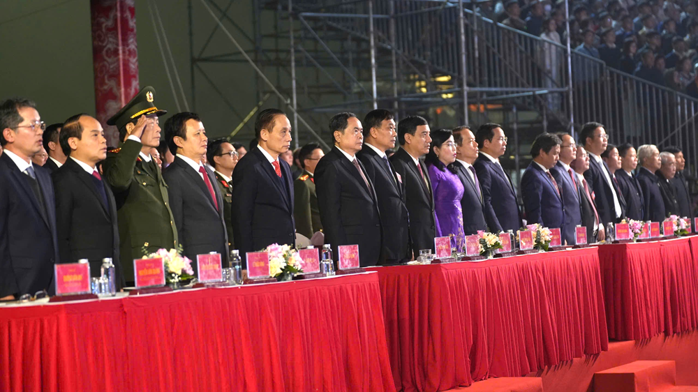 Chủ tịch Quốc hội Trần Thanh Mẫn dự lễ công bố Nghị quyết thành lập thành phố Huế trực thuộc Trung ương