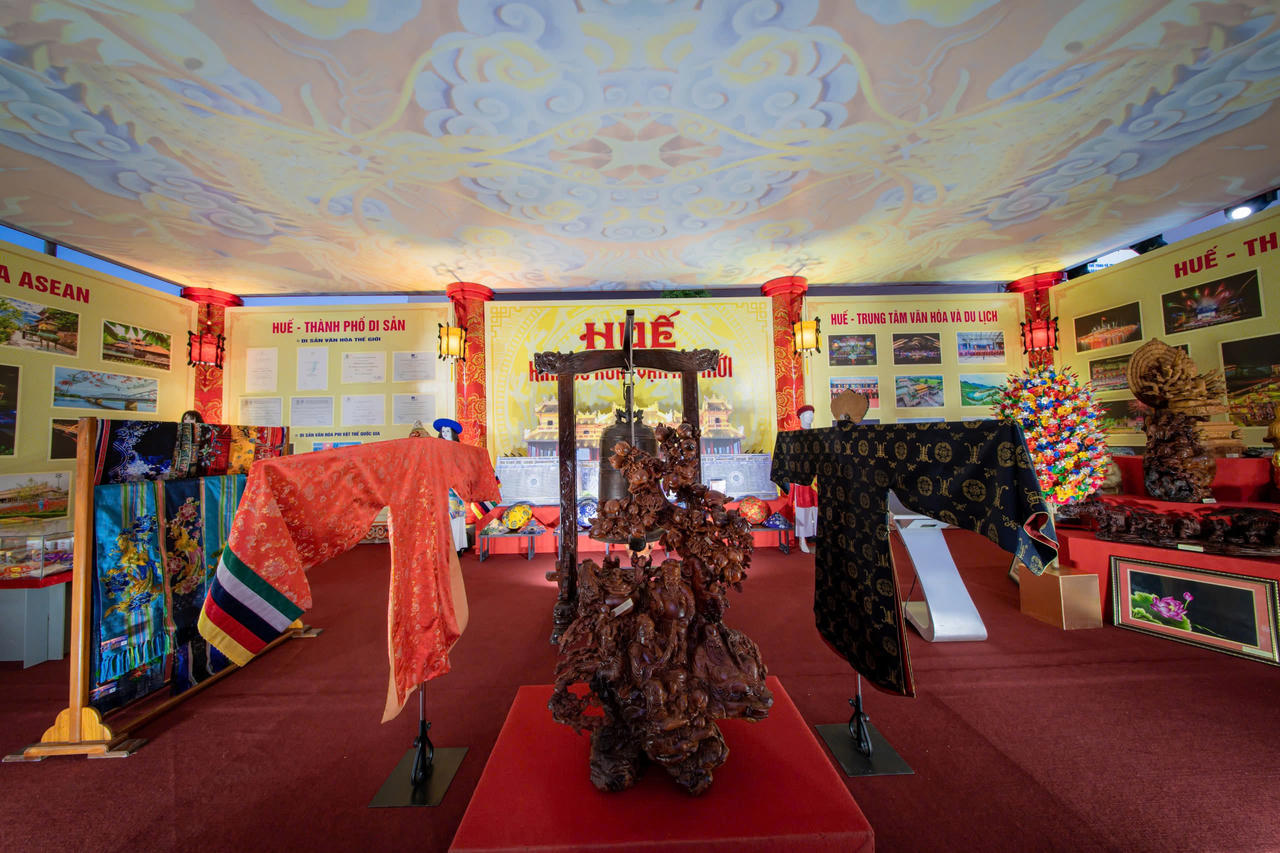 TP Huế: Trưng bày 'Không gian du lịch, di sản văn hóa, danh thắng và sản phẩm thủ công truyền thống Việt Nam'
