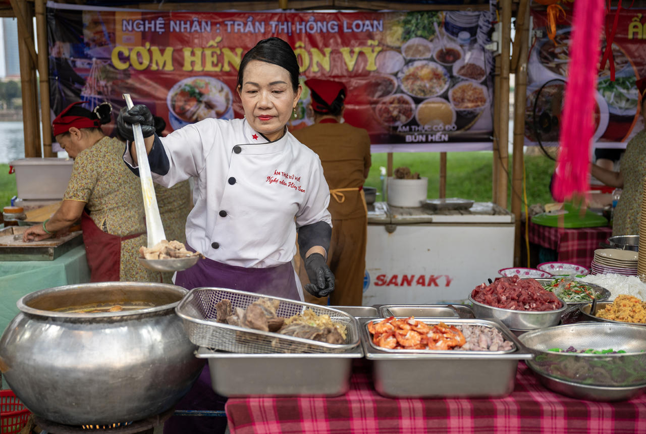 Độc đáo ẩm thực 3 miền tại ngày hội 'Huế - Kinh đô ẩm thực'