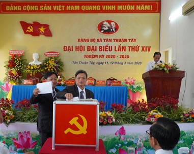 Bầu trực tiếp Bí thư cấp ủy tại Đại hội Đại biểu Đảng bộ xã Tân Thuận Tây 