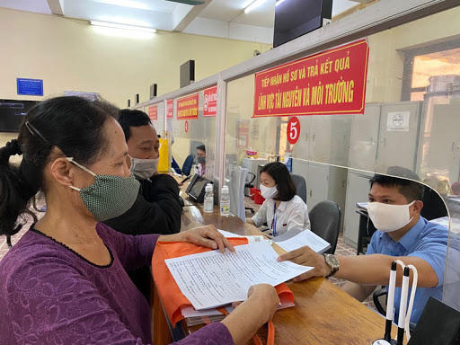 Đồng Tháp tạm ngưng nhận hồ sơ trực tiếp cấp huyện, gia hạn nộp thuế đến doanh nghiệp, cá nhân.