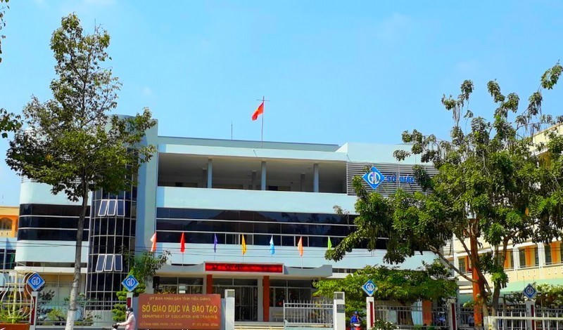 Học sinh Tiền Giang tiếp tục học online đến hết ngày 3/5