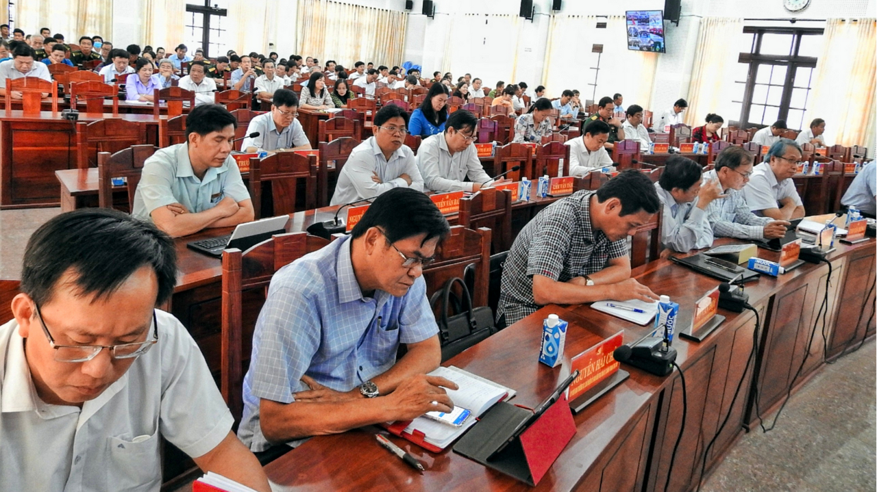 Tạo đà cho cuộc marathon chuyển đổi số 