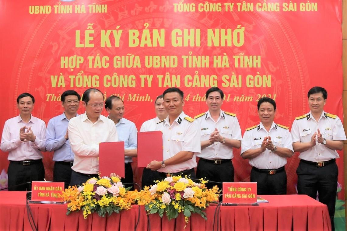 Tân cảng Shipping - giải pháp kết nối hàng quá cảnh trong khu vực