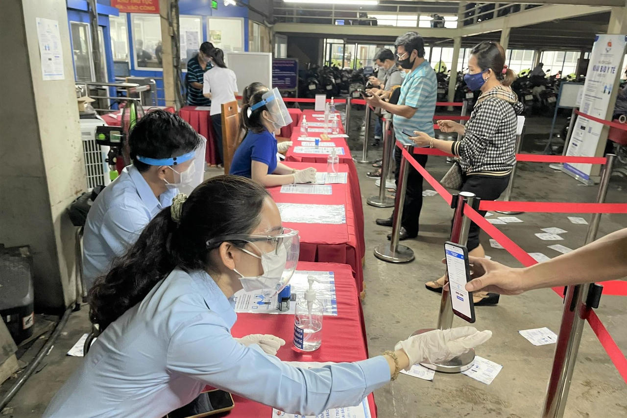 Tuổi trẻ Tân cảng Sài Gòn chung sức đẩy lùi đại dịch