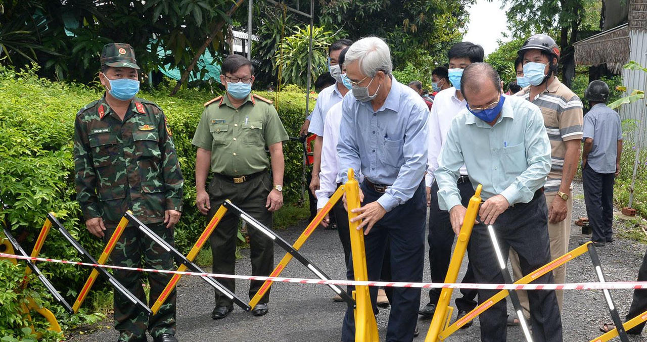 Chủ tịch thị xã Cai Lậy dương tính SARs-CoV-2 trong ngày gỡ phong toả, 4 phóng viên là F1