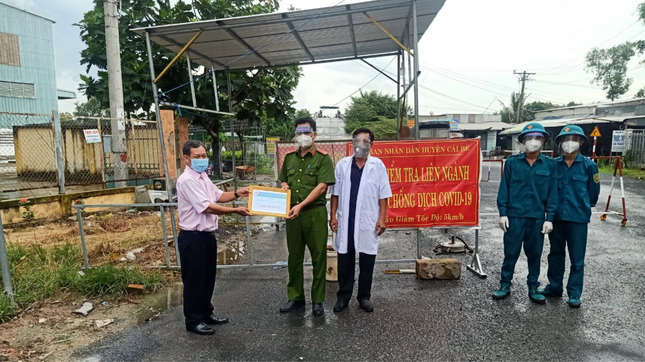 Ngân hàng Chính sách xã hội Tiền Giang hỗ trợ chống dịch COVID-19