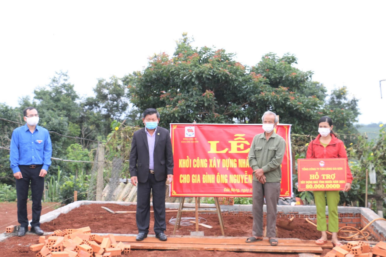 Nhiều hoạt động đền ơn, đáp nghĩa trong tháng tri ân