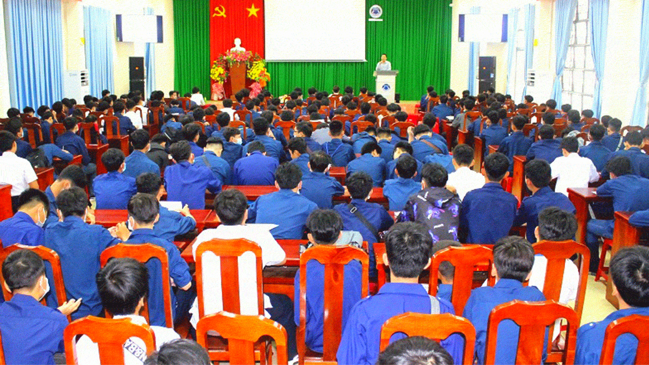 Hướng dẫn thu BHYT HSSV năm học 2021-2022