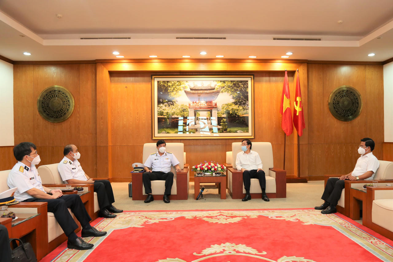 Quân chủng Hải quân hỗ trợ tỉnh Bà Rịa - Vũng Tàu 3 tỷ đồng kinh phí phòng, chống dịch COVID-19