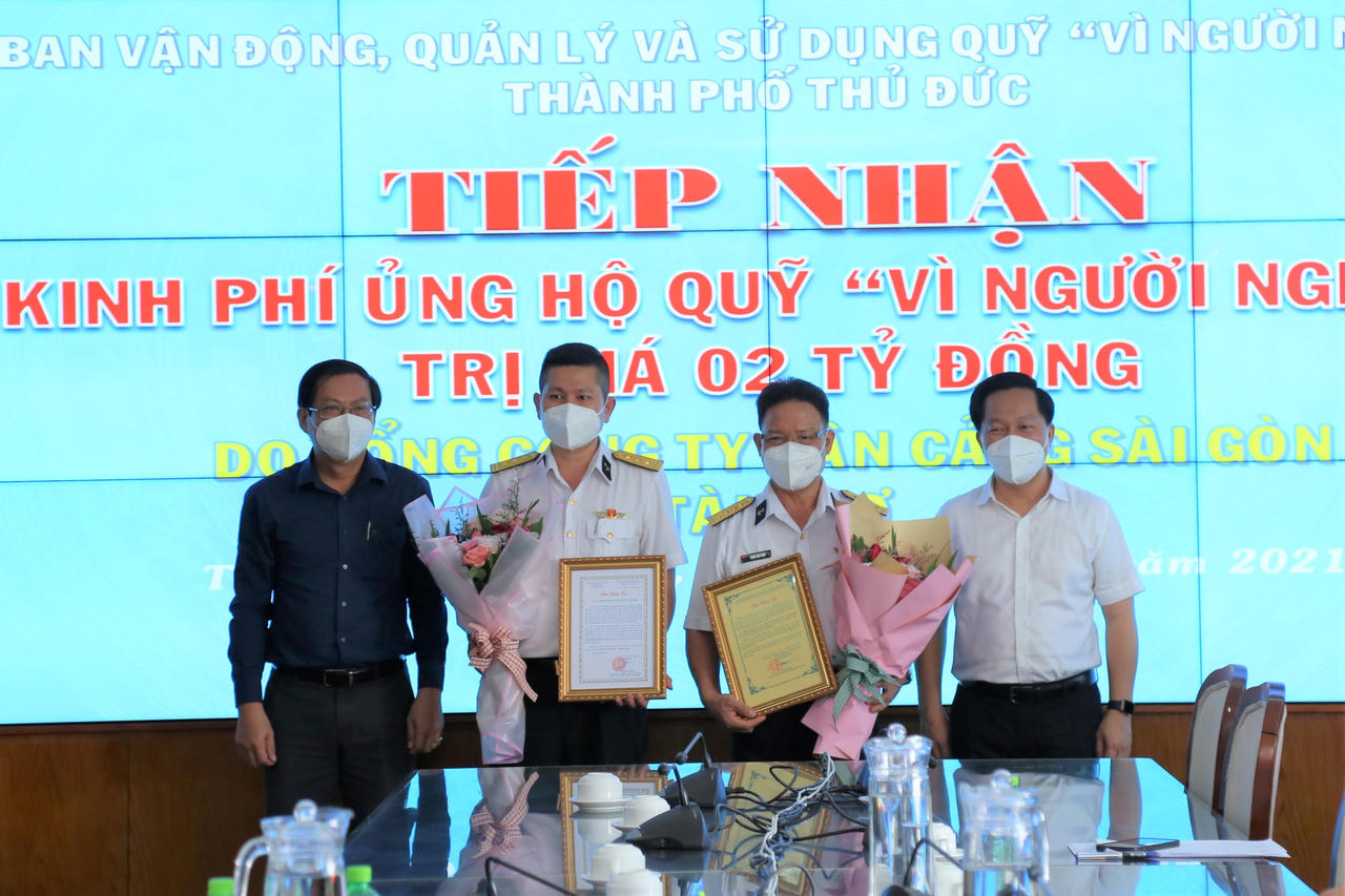 Tổng Công ty Tân cảng Sài Gòn ủng hộ 5 tỷ đồng cho TP Thủ Đức và Quỹ vì người nghèo