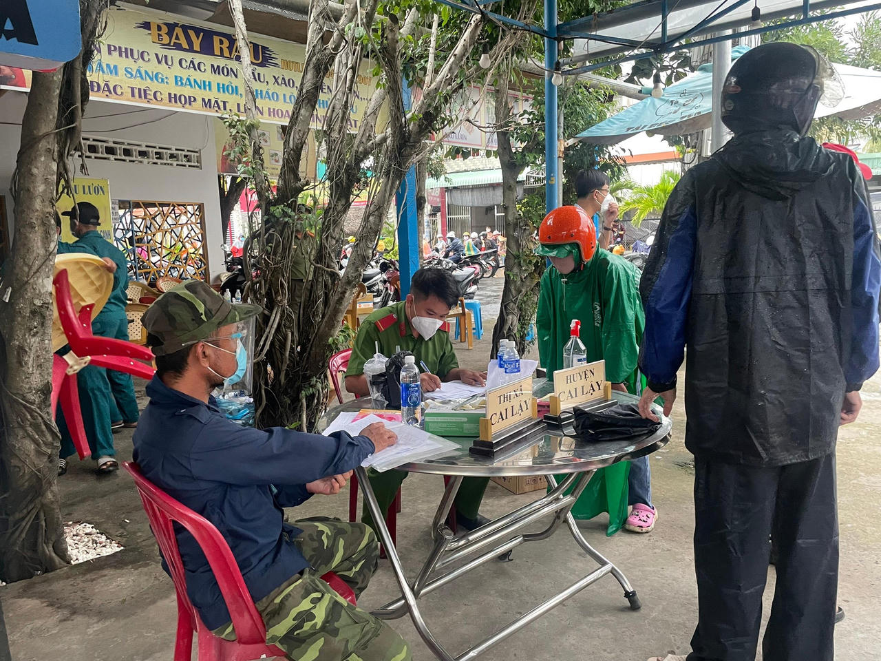 Tiền Giang lên phương án ứng phó khi người dân vẫn đổ về các tỉnh miền Tây