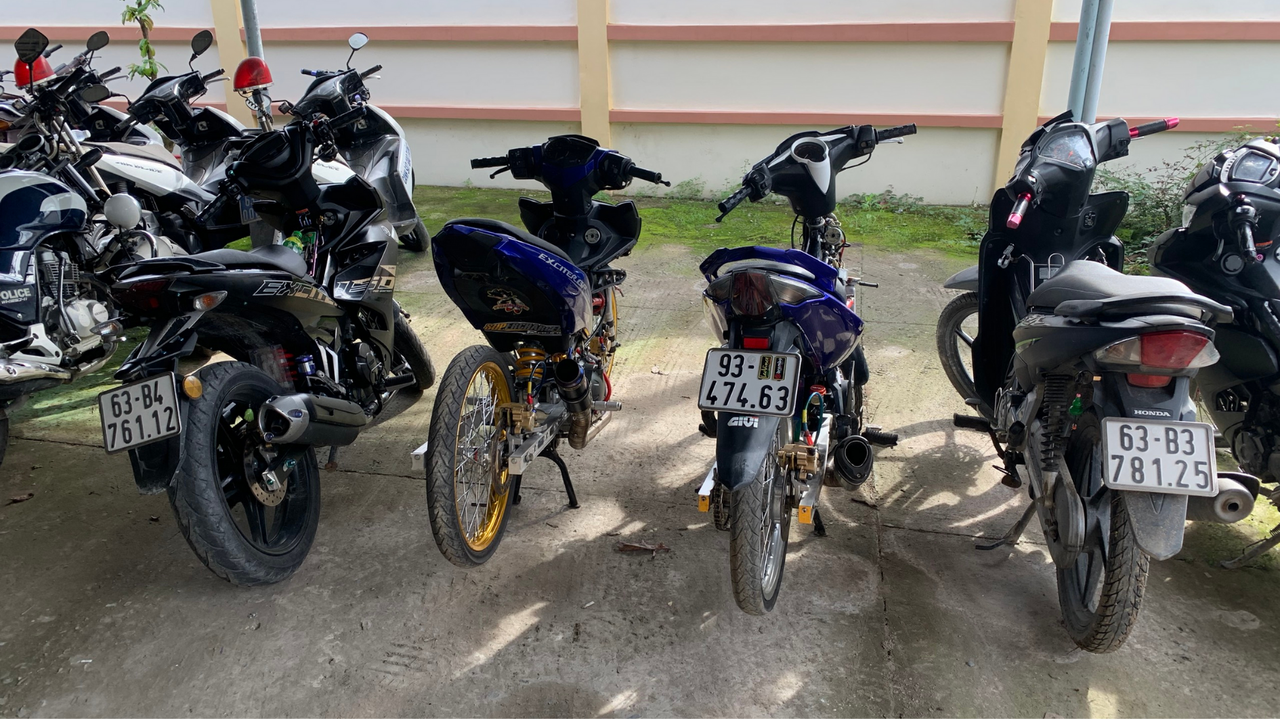 Ngăn chặn nhóm thanh niên đua xe trái phép sau nới lỏng giãn cách