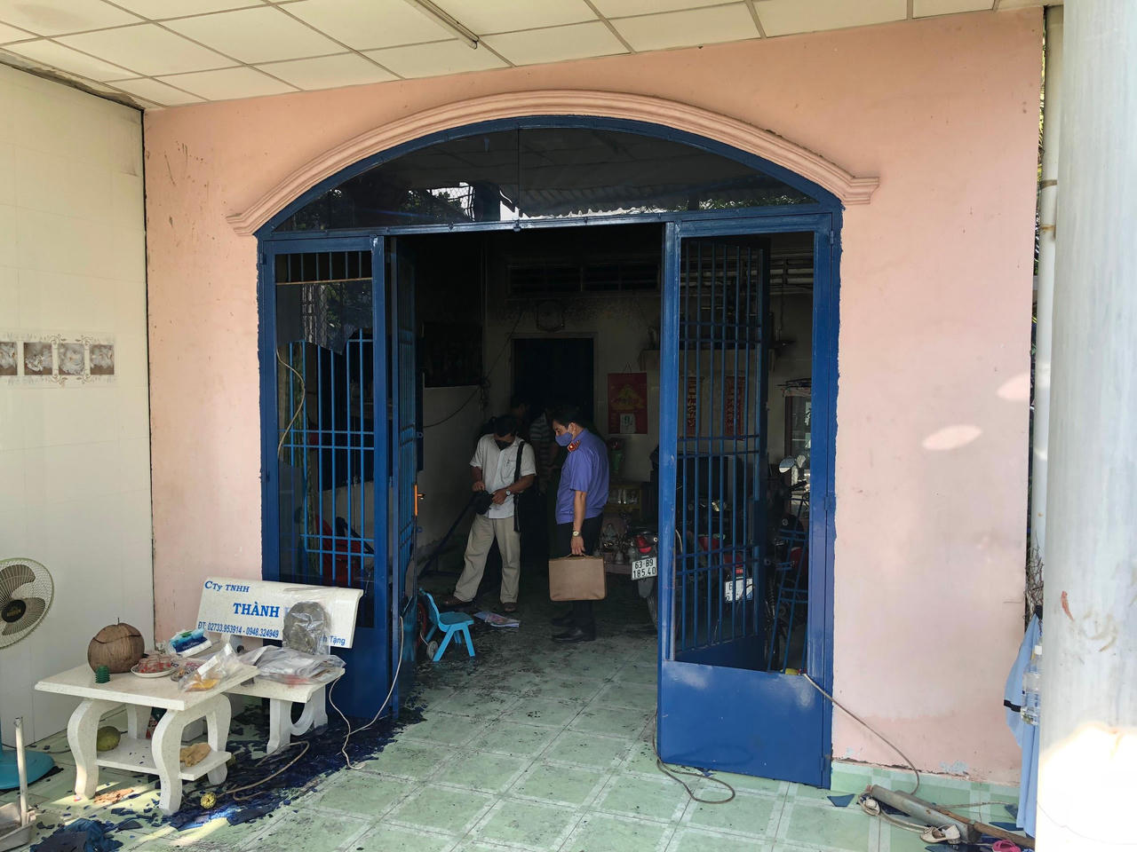 Lại thêm một vụ tưới xăng đốt vợ con do ghen tuông mù quáng!