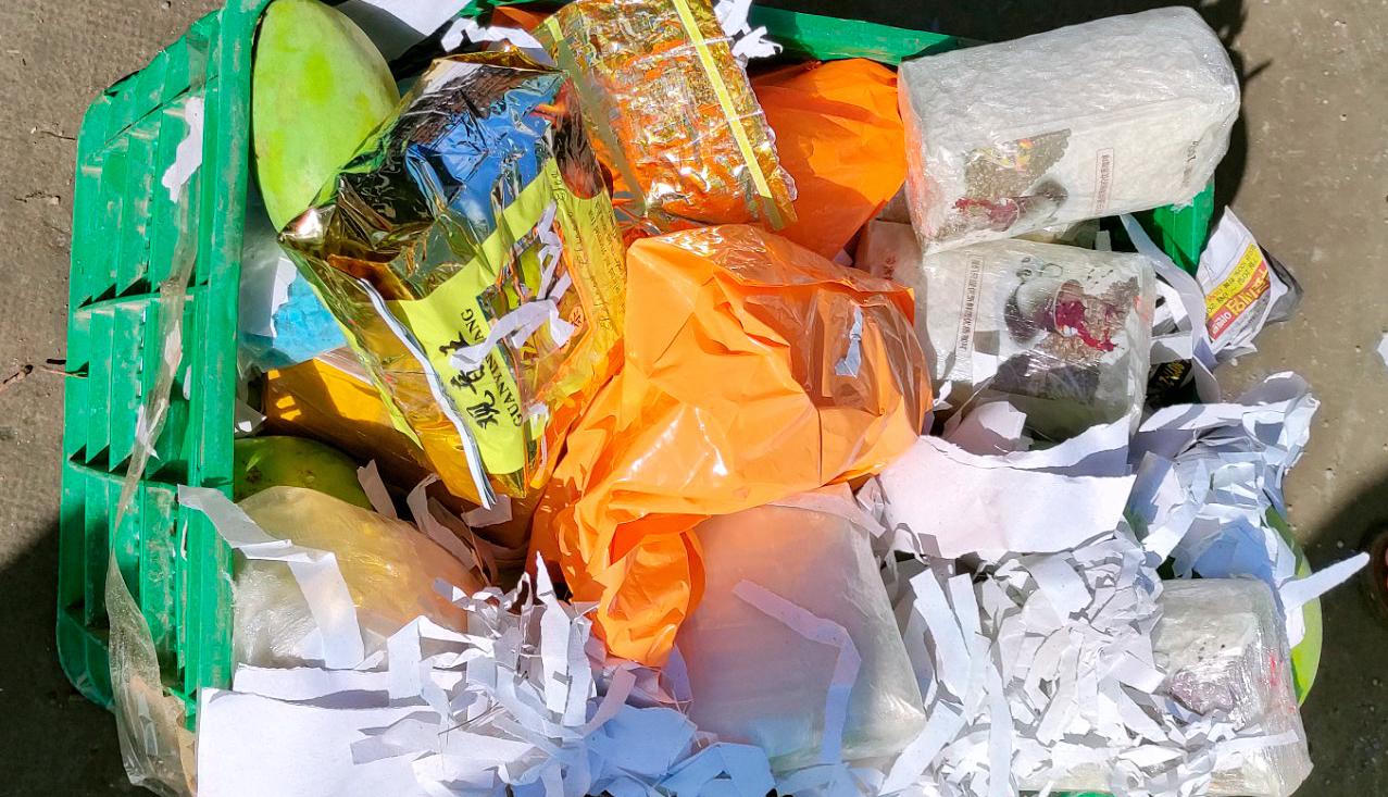 Long An: Khởi tố đối tượng người Campuchia vận chuyển 24kg ma túy cất giấu trong sọt xoài