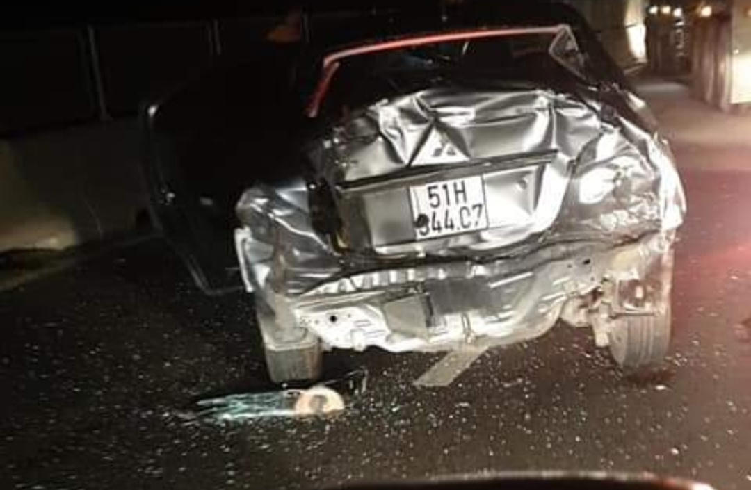 Va chạm trên cao tốc Trung Lương - Mỹ Thuận gây kẹt xe trên 2km