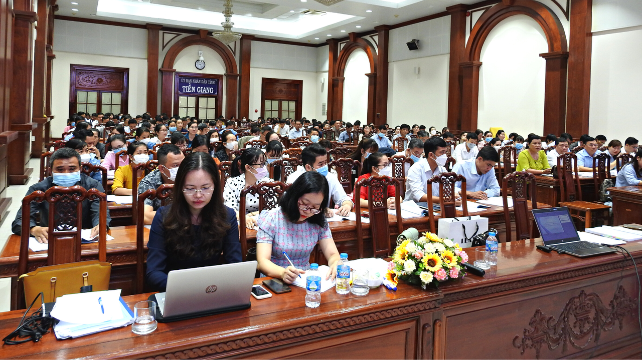 Bộ Tư pháp tập huấn hướng dẫn đánh giá, công nhận cấp xã, cấp huyện đạt chuẩn tiếp cận pháp luật tại Tiền Giang