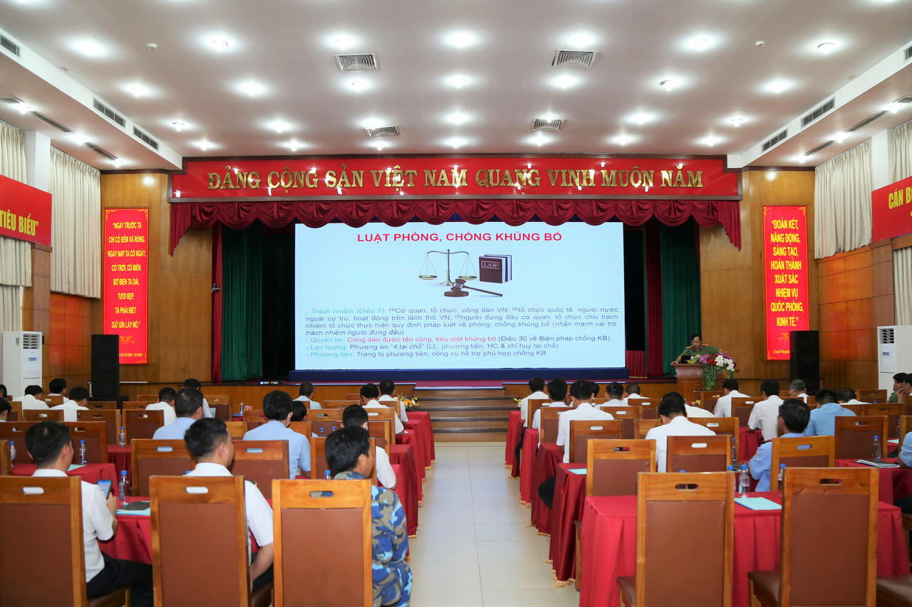 TCT Tân Cảng Sài Gòn tập huấn nâng cao kiến thức phòng, chống khủng bố và an ninh cảng biển