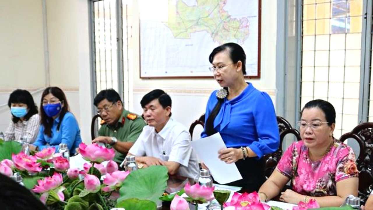 Long An: Kiểm tra công tác PBGDPL tại Sở Công thương