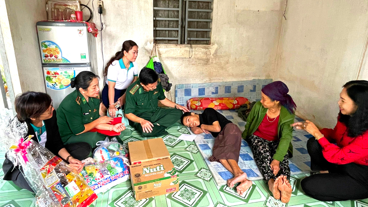 Ấm áp 'Xuân Biên phòng, ấm lòng dân bản' Tết Qúy Mão 2023 tại Tây Ninh