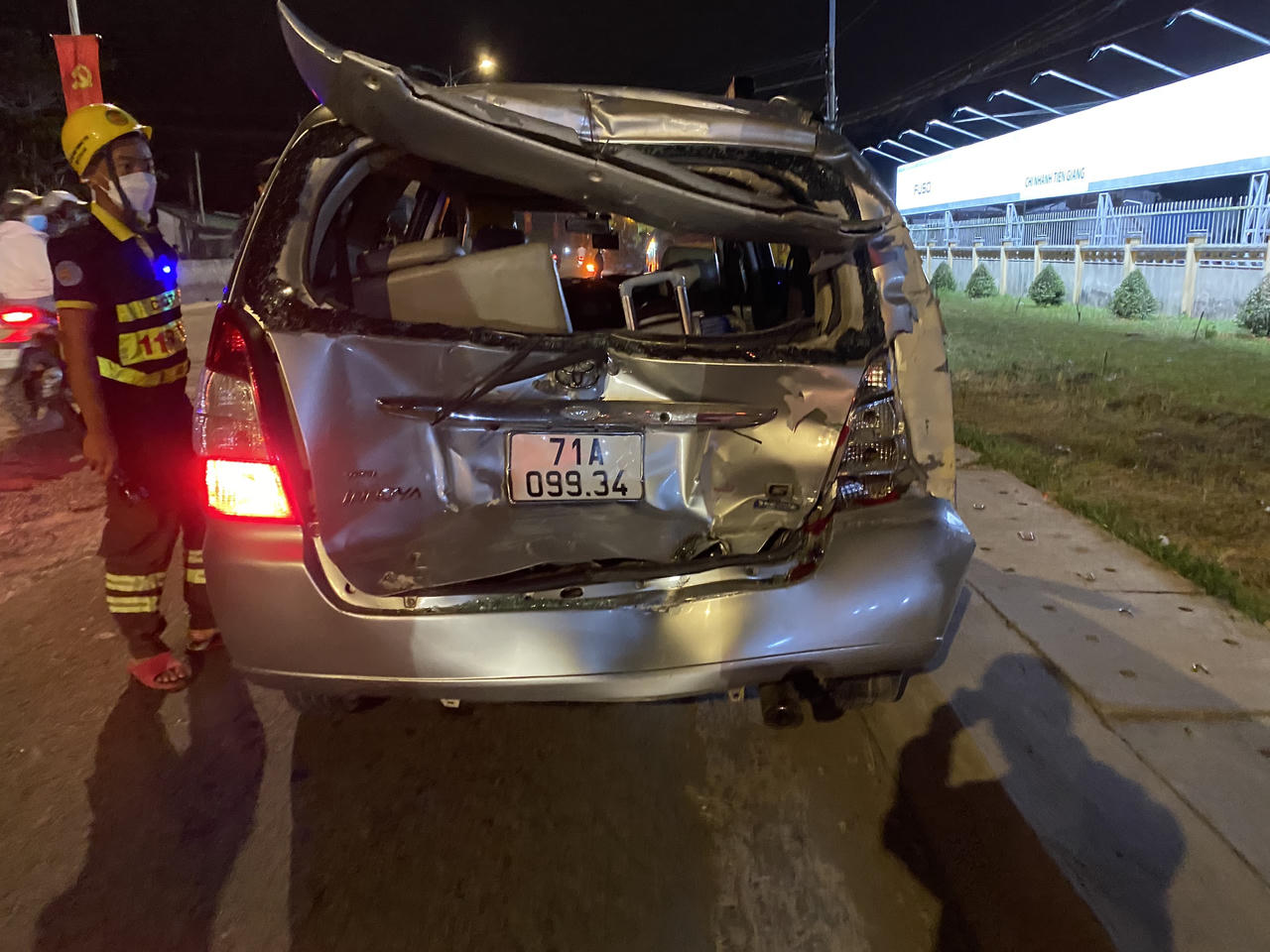 4 ô tô tông liên hoàn trên Quốc lộ 1 