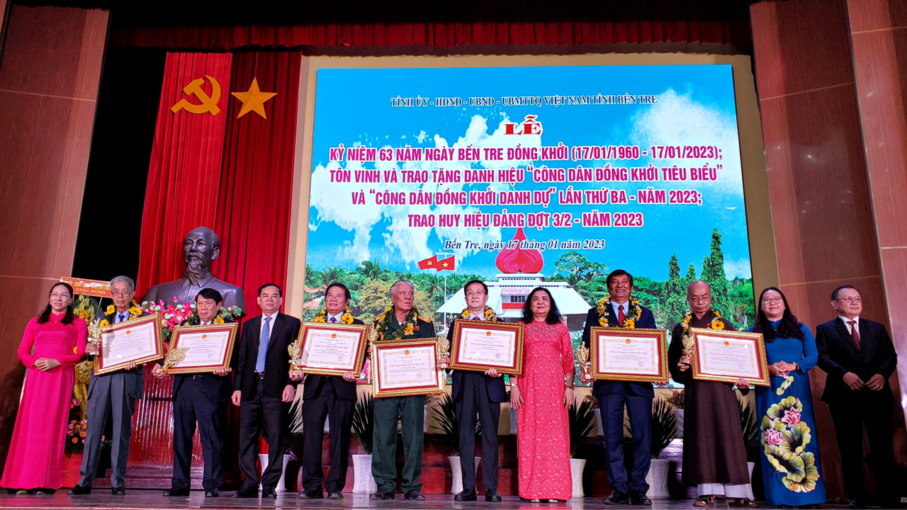 Long trọng tổ chức lễ kỷ niệm 63 năm Ngày Bến Tre Đồng khởi