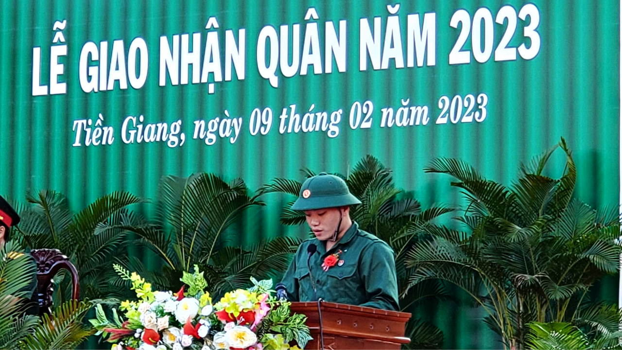 Thanh niên từ miền núi phía Bắc đến vùng biển phía Nam nô nức nhập ngũ